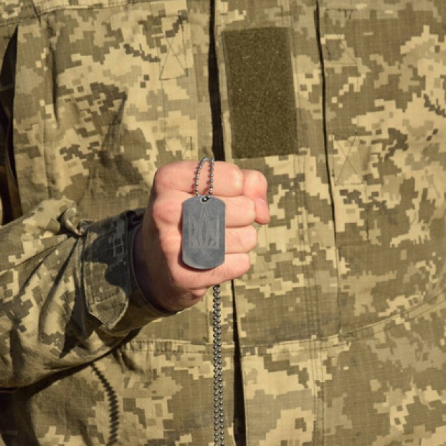 Гравіювання на жетонах Фото